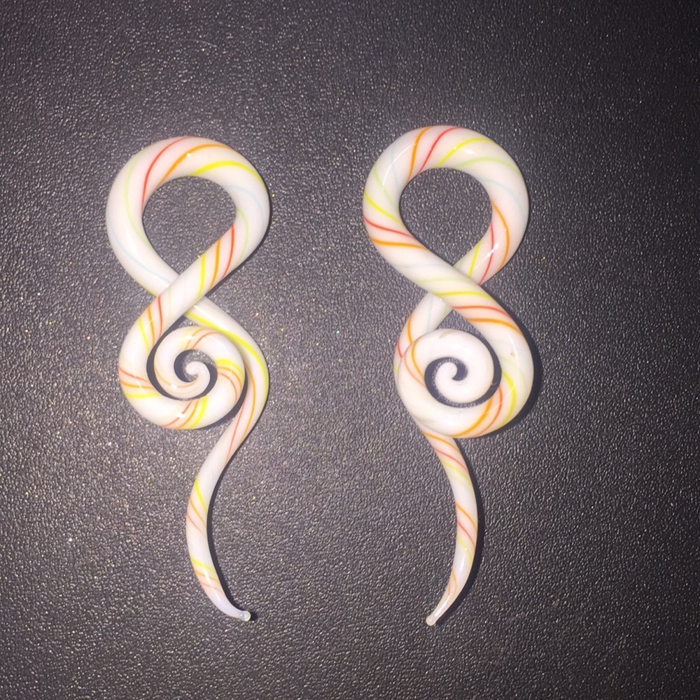 2/$15 glass Music note tapers, pincher, plugs